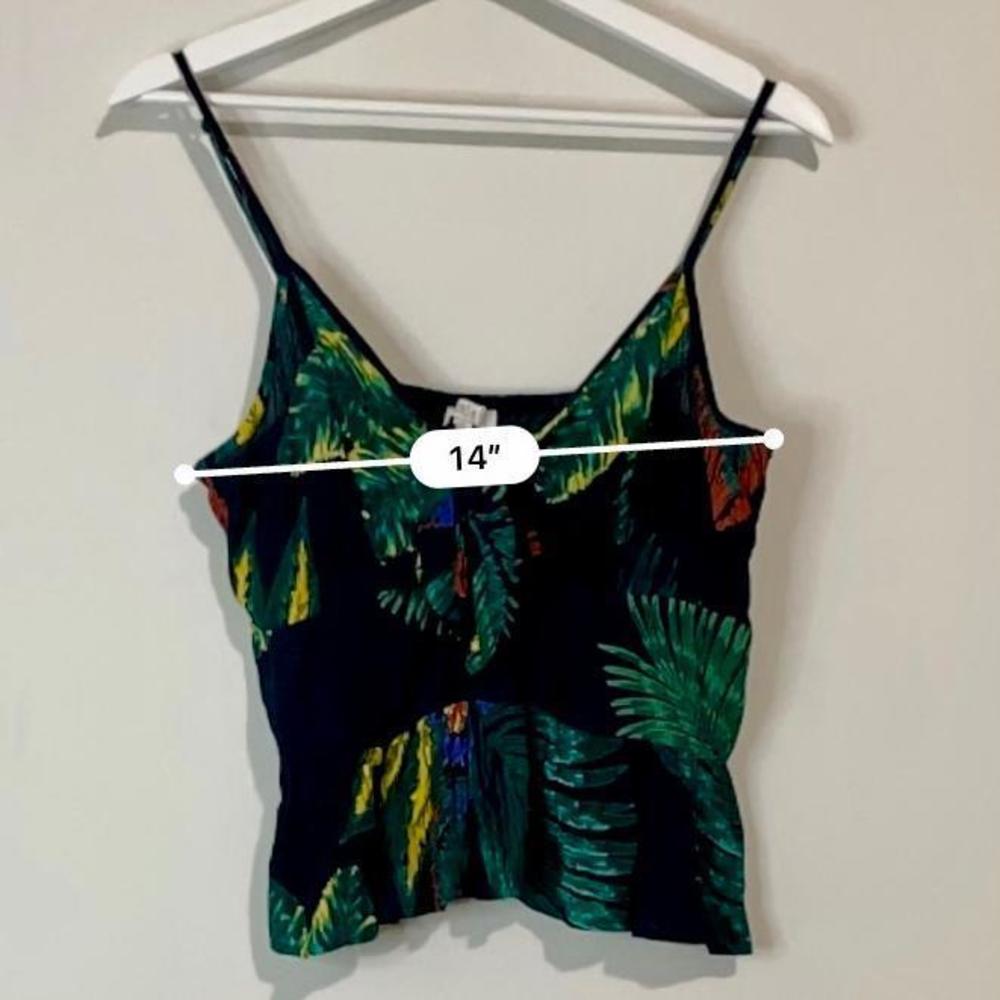 Patrons Of Peace Women’s Fauna Fit & Flare Top Blouse Green Tropical Size M EUC - Picture 6 of 7
